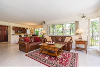 PGA National Resort Golf Villa - Luxurious Two Bedroom First Floor Water View Accommodation Alabama