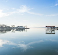 Porch Grove - Southern Charm at it's Finest on Cedar Creek Lake - Accommodation Alabama