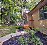 Private Home with Hot Tub 13 Miles to Dtwn Asheville - Accommodation Alabama