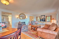 Private Lakefront Retreat - 4 Mi to the Beach Accommodation Alabama