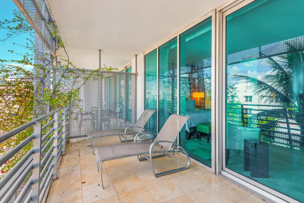 Private Studio At Z Ocean Hotel - thumb 3