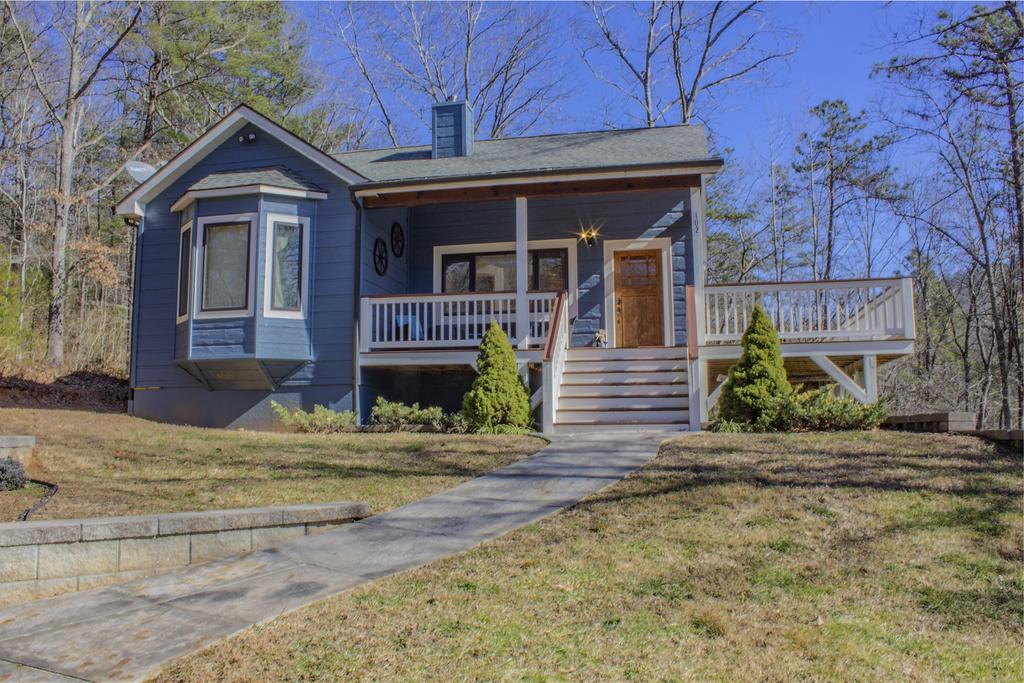 Red Cedar Cabin - thumb 1