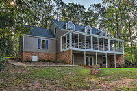 Renovated Lakefront Home with Dock - 11 Mi to Clemson Accommodation Alabama
