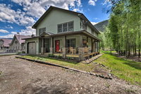 Riverfront House with Fire Pit and Hot Tub Accommodation Alabama