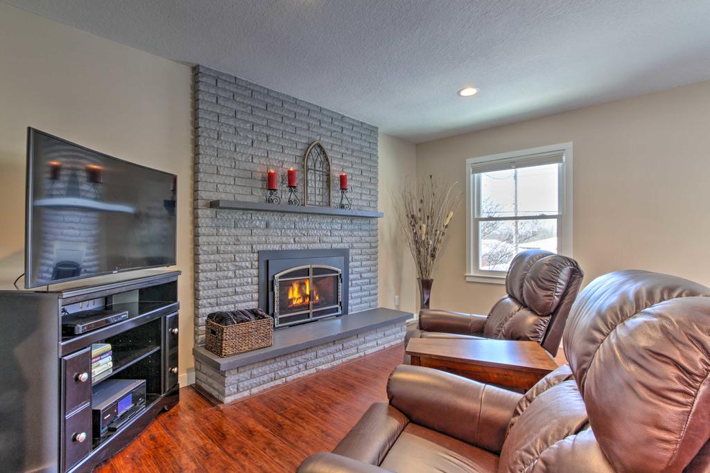 Rochester Home W/Deck, 5 Min. To Mayo Clinic! - thumb 0