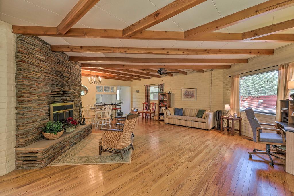 Sedona Home On 1 Acre W/ Pool+Red Rock Views! - thumb 2