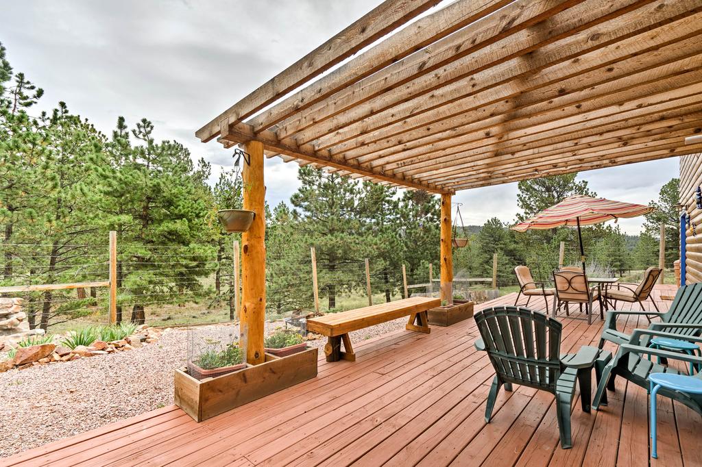 Serene Mtn Home With Decks - Hike, Bike, & Raft Nearby - thumb 1