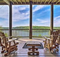 Spacious Cabin on Dale Hollow Lake with Hot Tub! - Accommodation Alabama