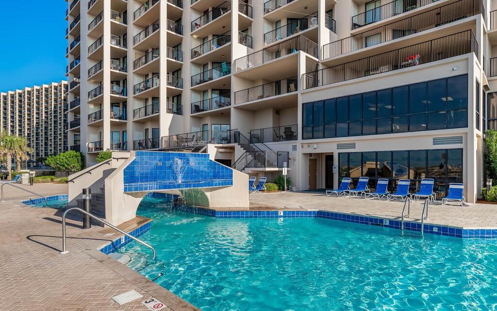 Spectacular Views From 7th Floor For This 1 Bedroom Sleeps 6 - thumb 3