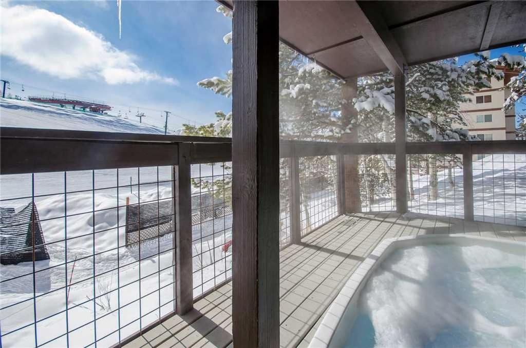 Storm Meadows East Slopeside - SE048 - thumb 2