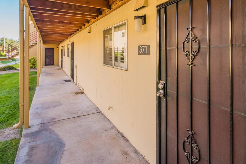 Stylish 1BR Near Fashion Square By WanderJaunt - thumb 1