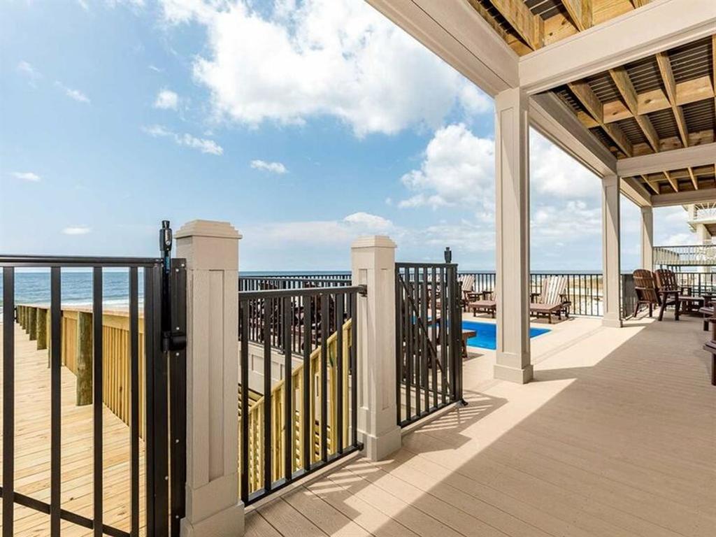 Sun Swept By Meyer Vacation Rentals - thumb 3