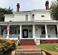 The Simmons-Bond Inn - Accommodation Alabama