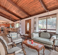 Three Rivers Retreat - 6 Miles to Sequoia NP - Accommodation Alabama