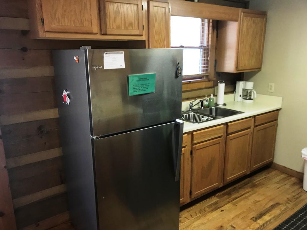 Timber Ridge #2 Cabin - thumb 3