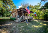 Tiny house LogCabin - Ren Fest Renaissance Festival Bernhardt Arrowhead Hill Olde Dobbin Station Ranch House Farmhouse Wedding V Accommodation Alabama