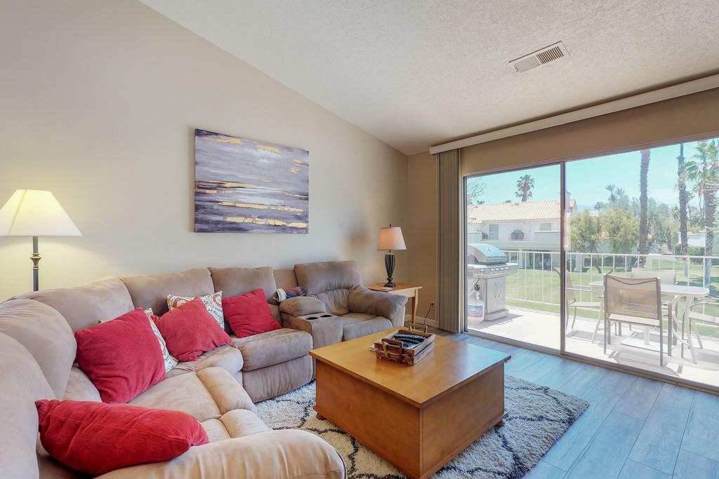 Torrey Pines & Palms - thumb 2