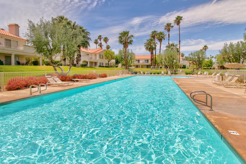 Torrey Pines & Palms - thumb 0