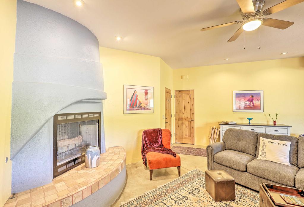 Tucson Home With Covered Patio Near Outdoor Adventure - thumb 3