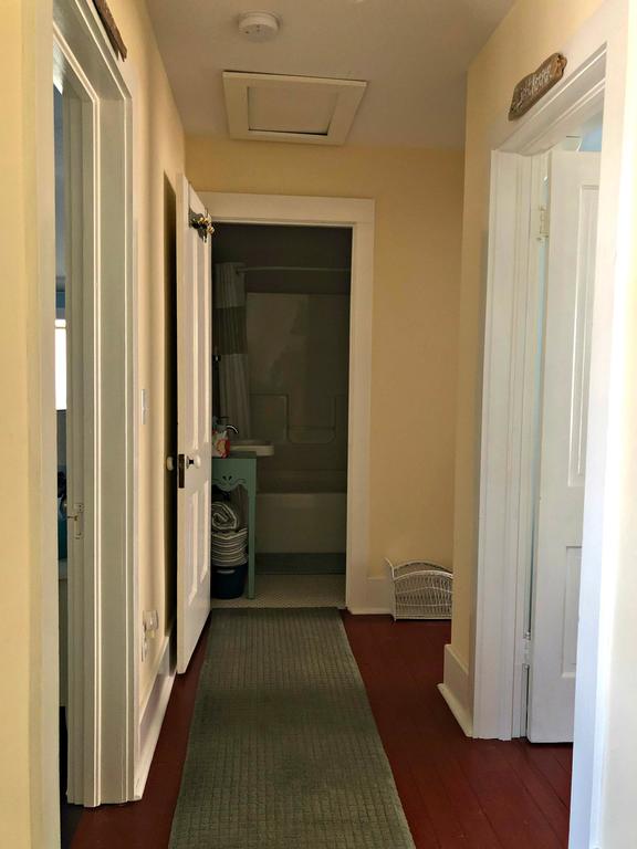 UP Cottage - thumb 3