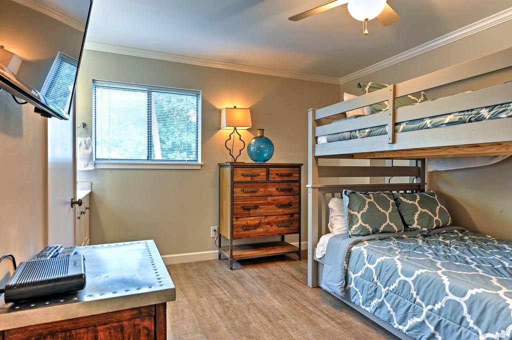 Updated Hilton Head Island Condo - Walk To Beach! - thumb 0