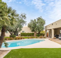 Upscale Estate w/ Pool Chefs Kitchen  Stables home - Accommodation Alabama