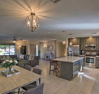 Upscale Living with Private Pool - Explore Old Town - Accommodation Alabama