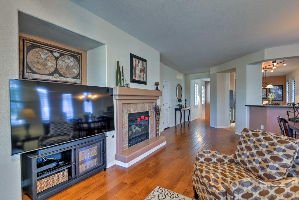 Upscale Scottsdale Getaway With Golf Course Views! - thumb 3