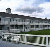 Vacation Resort Suites with River View in Bethel Maine - Accommodation Alabama