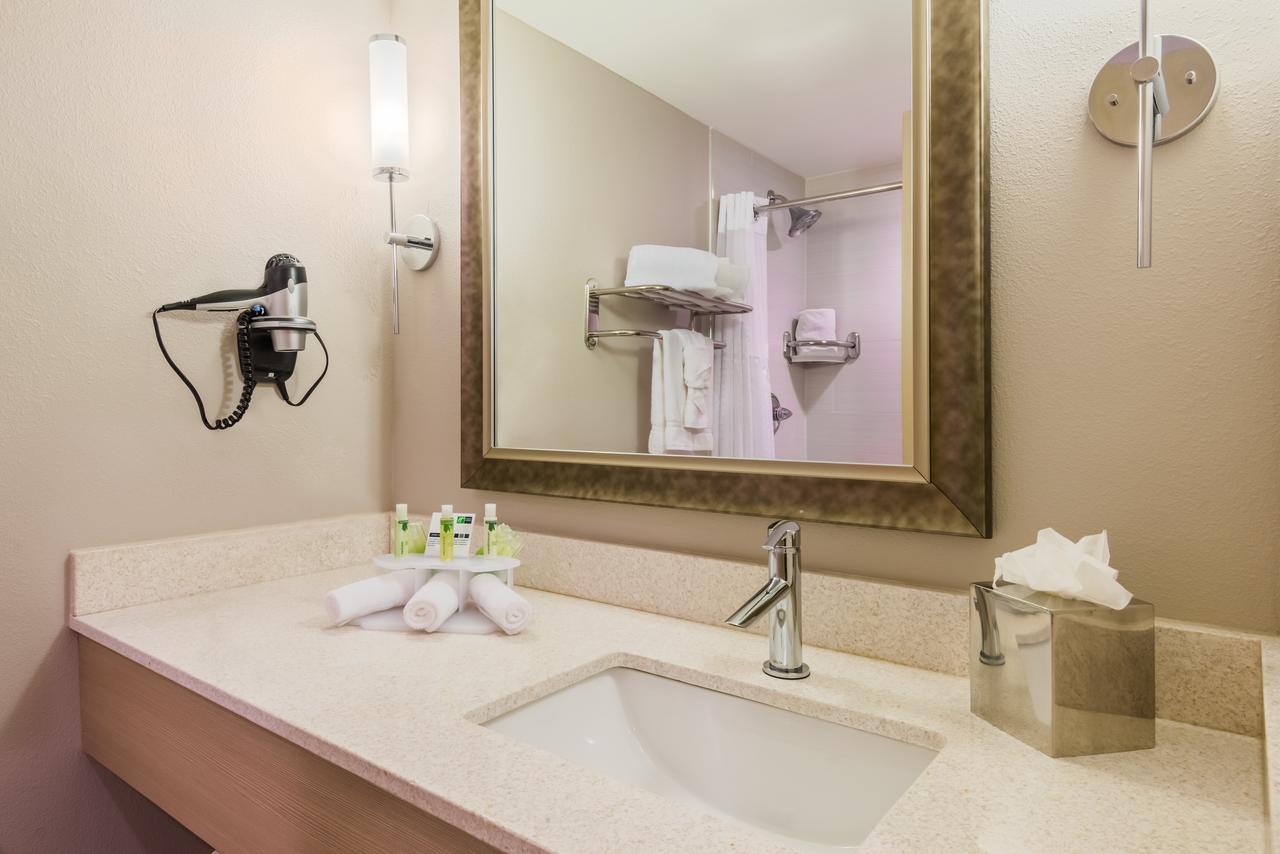 Holiday Inn Express Fairhope - Point Clear - thumb 1