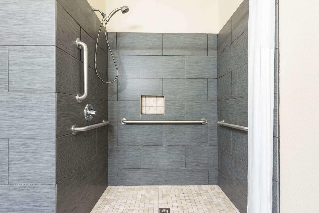 Days Inn & Suites By Wyndham Prattville-Montgomery - thumb 27