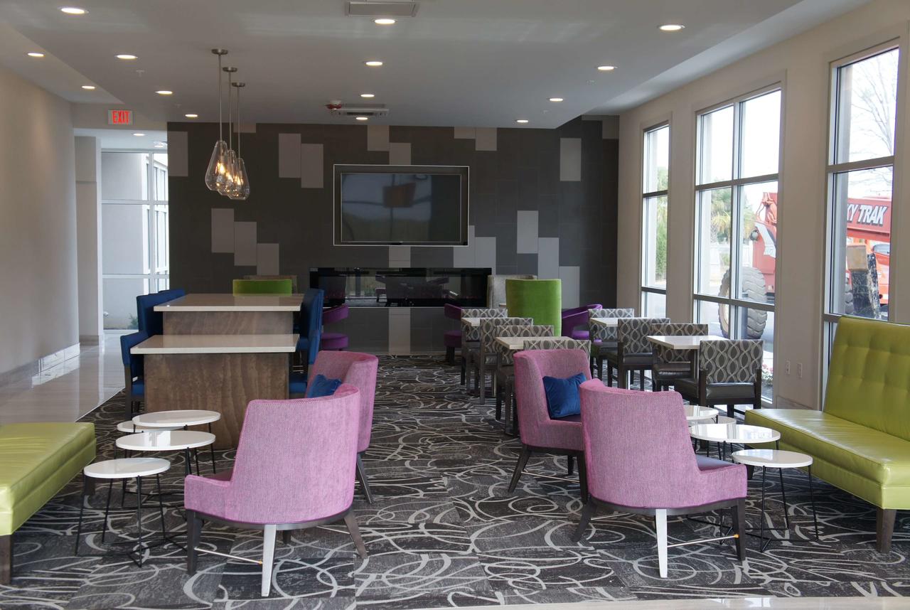 La Quinta By Wyndham Mobile - thumb 38