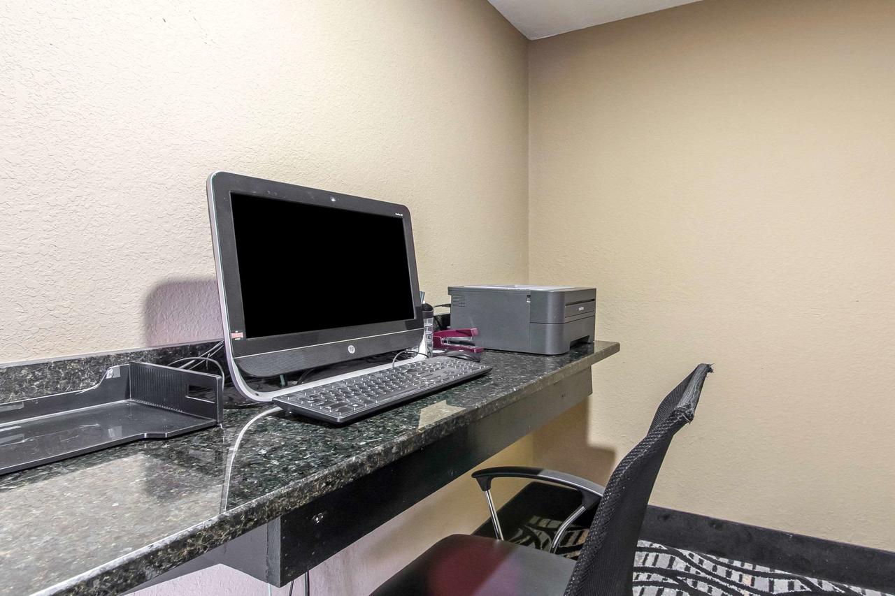 Quality Inn Downtown Historic District - thumb 22