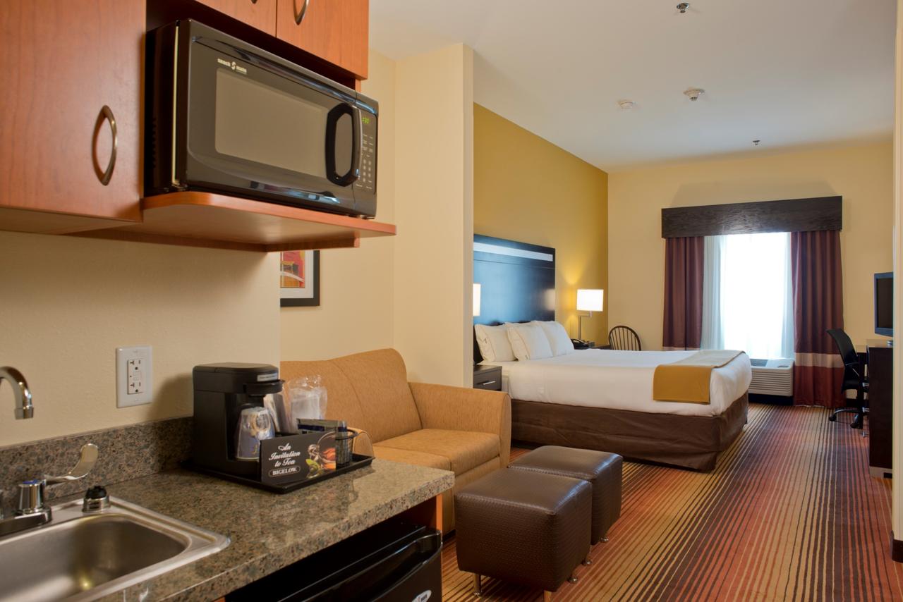 Holiday Inn Express Hotel & Suites Prattville South - thumb 17