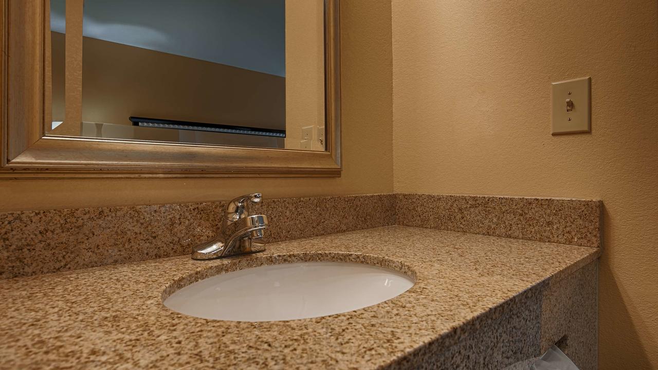 Best Western Plus Bessemer - thumb 6