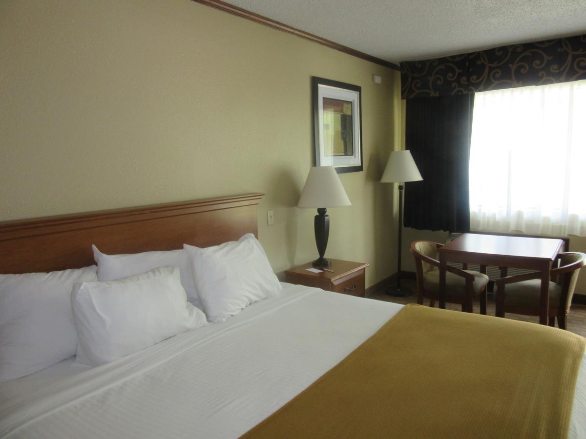 Riviera Inn - thumb 16