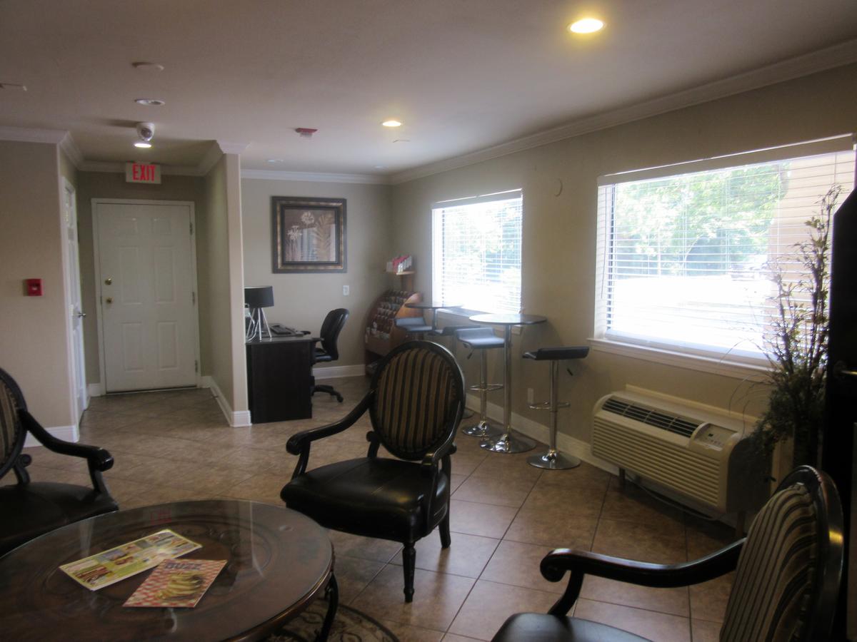 Riviera Inn - thumb 25