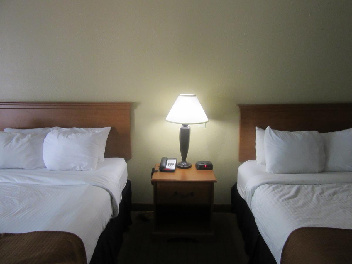 Riviera Inn - thumb 14