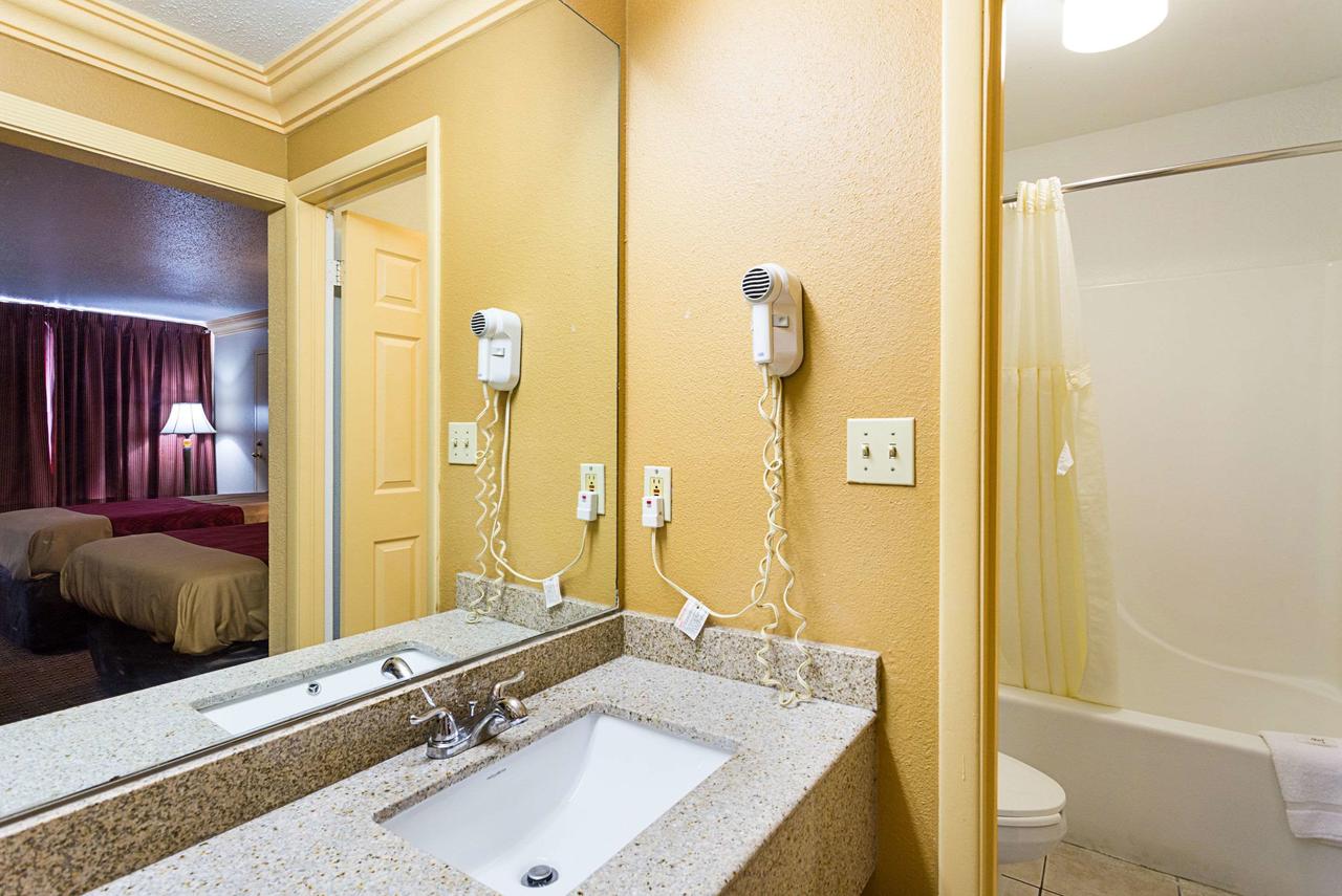 Rodeway Inn & Suites Birmingham I-59 Exit 134 - thumb 12