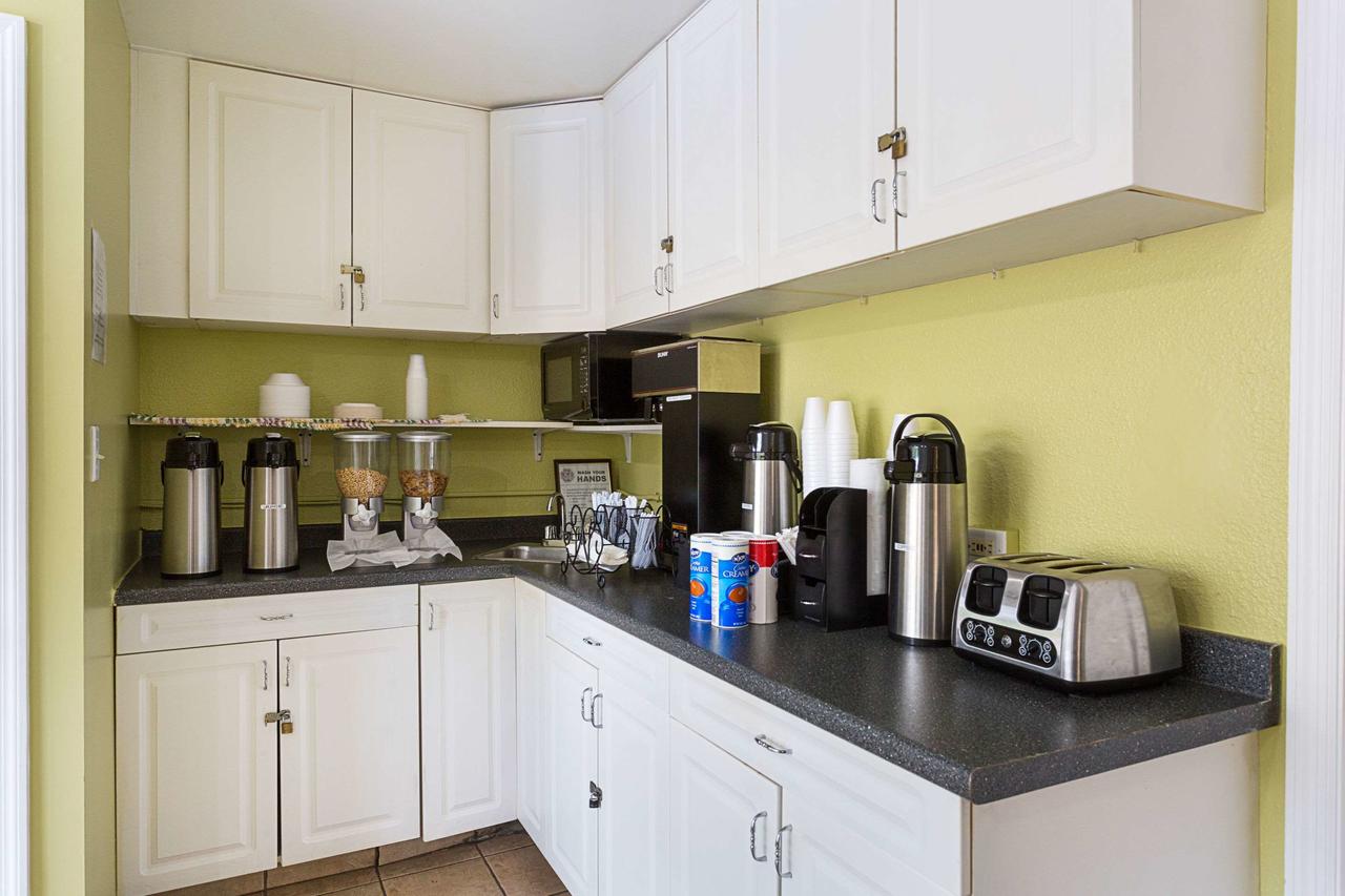 Rodeway Inn & Suites Birmingham I-59 Exit 134 - thumb 28