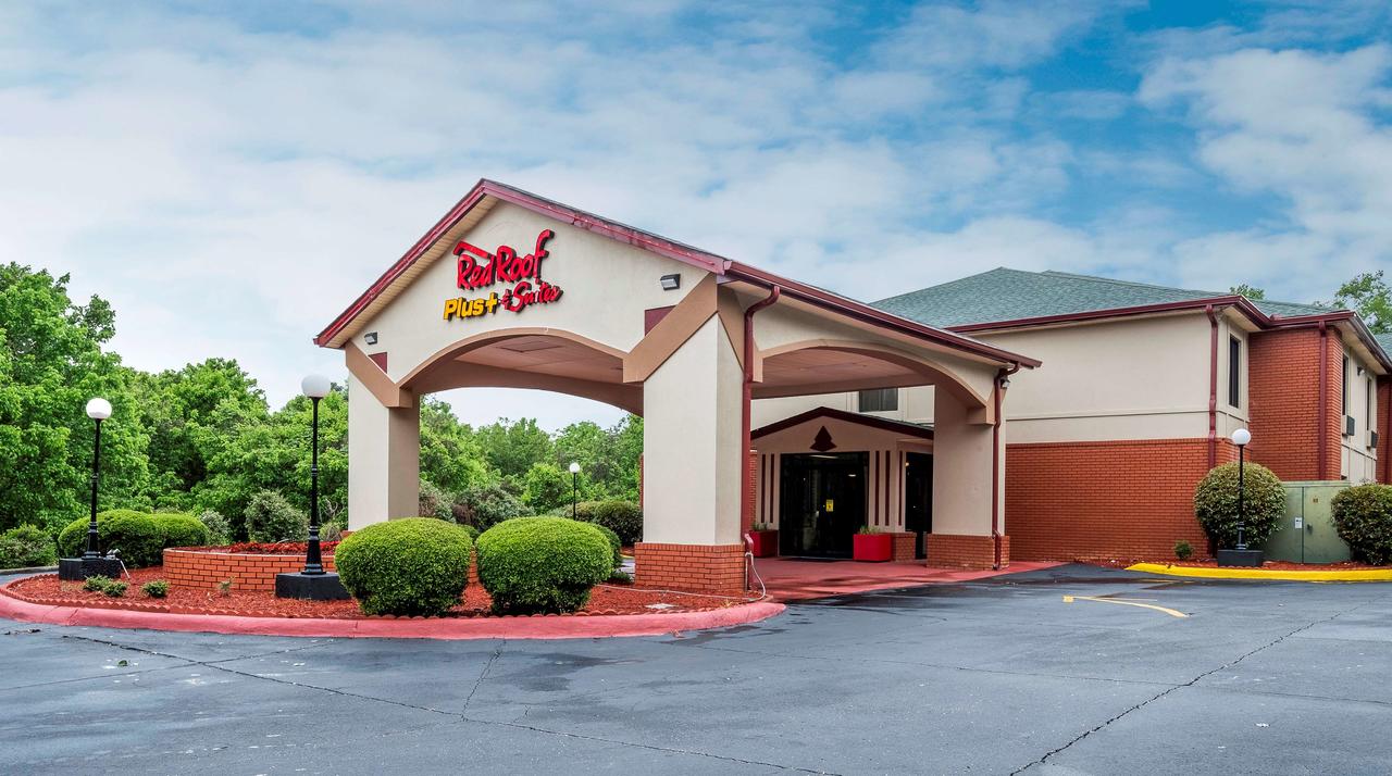 Red Roof Inn PLUS+ & Suites Opelika - thumb 25
