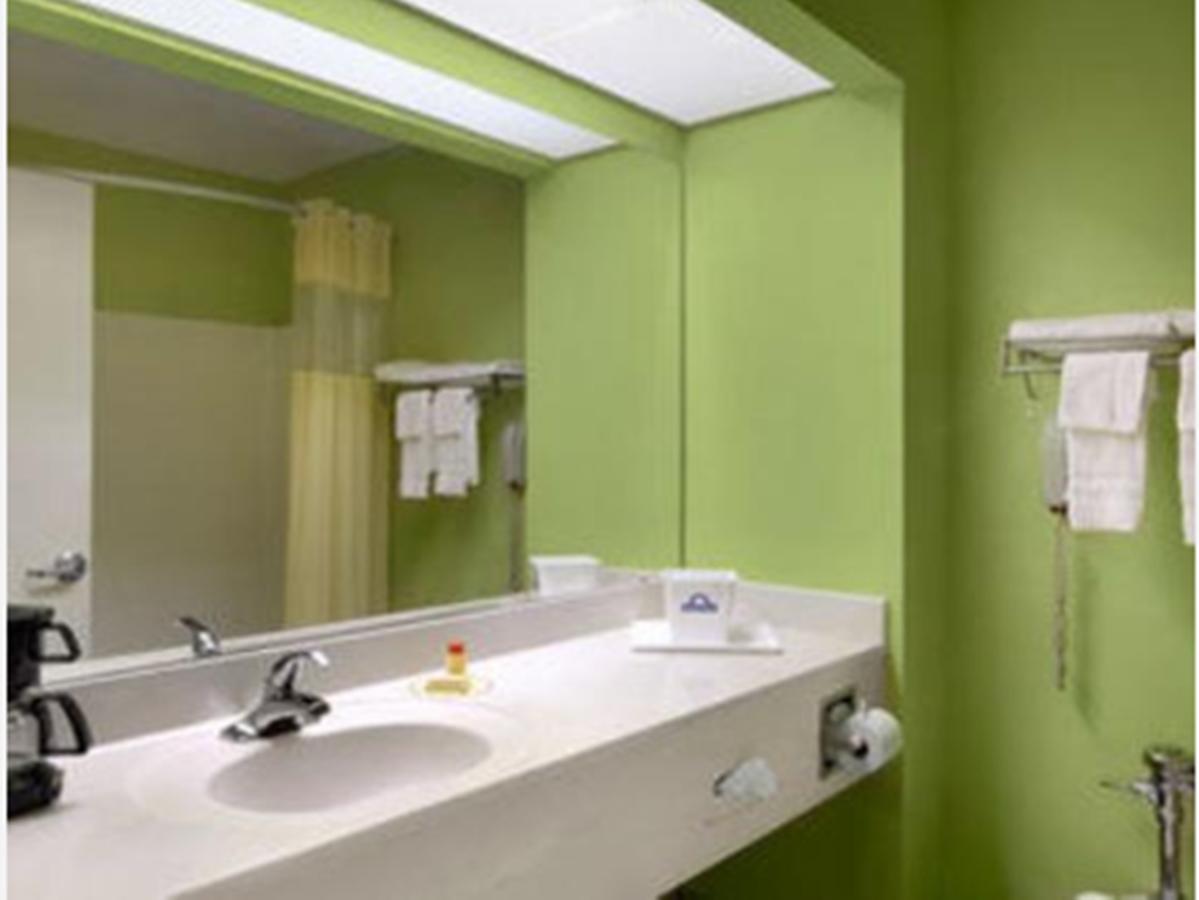 Days Inn By Wyndham Lincoln - thumb 12