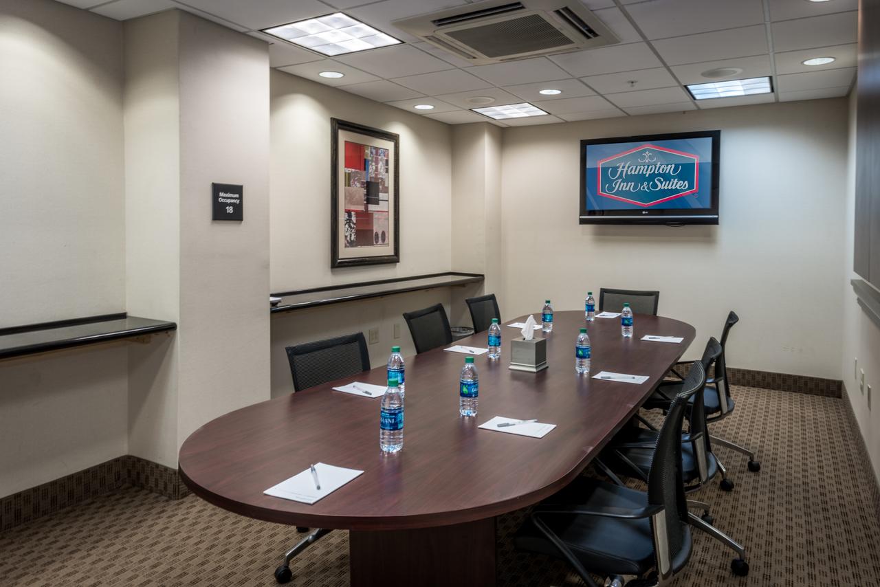 Hampton Inn & Suites Montgomery-Downtown - thumb 9