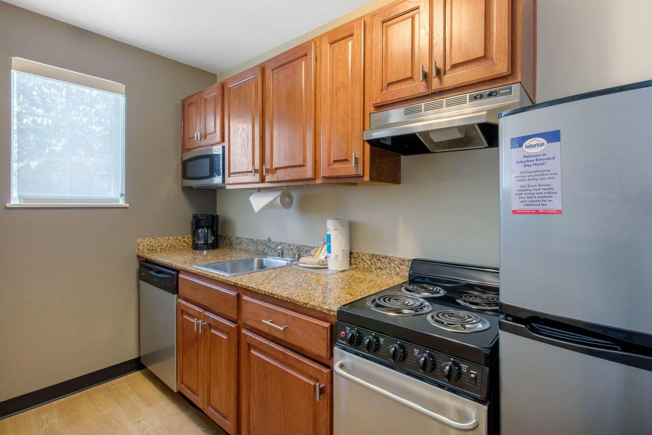 Suburban Extended Stay Hotel Birmingham Homewood I-65 - thumb 22