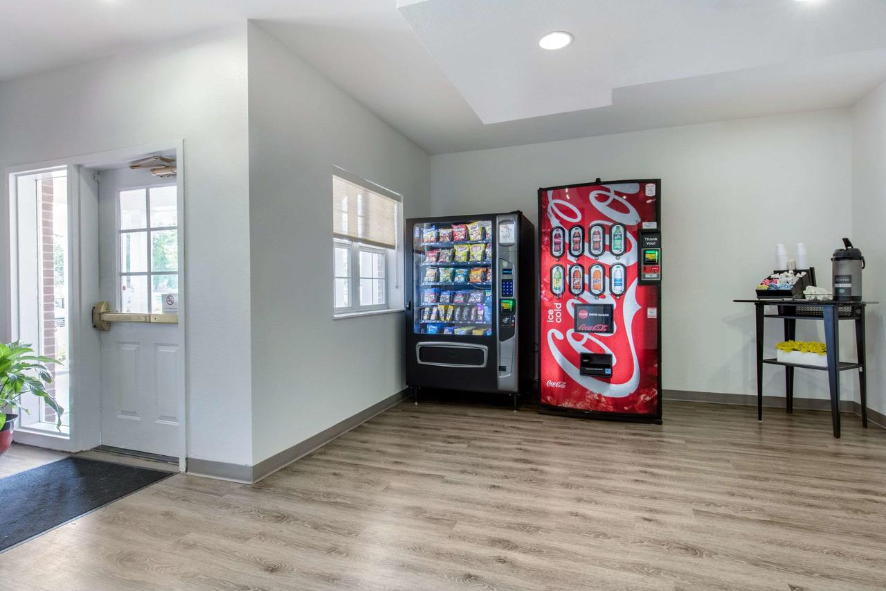 Suburban Extended Stay Hotel Birmingham Homewood I-65 - thumb 15