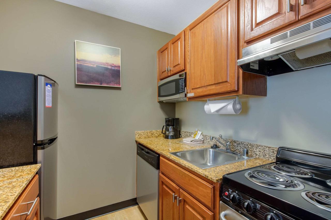 Suburban Extended Stay Hotel Birmingham Homewood I-65 - thumb 4