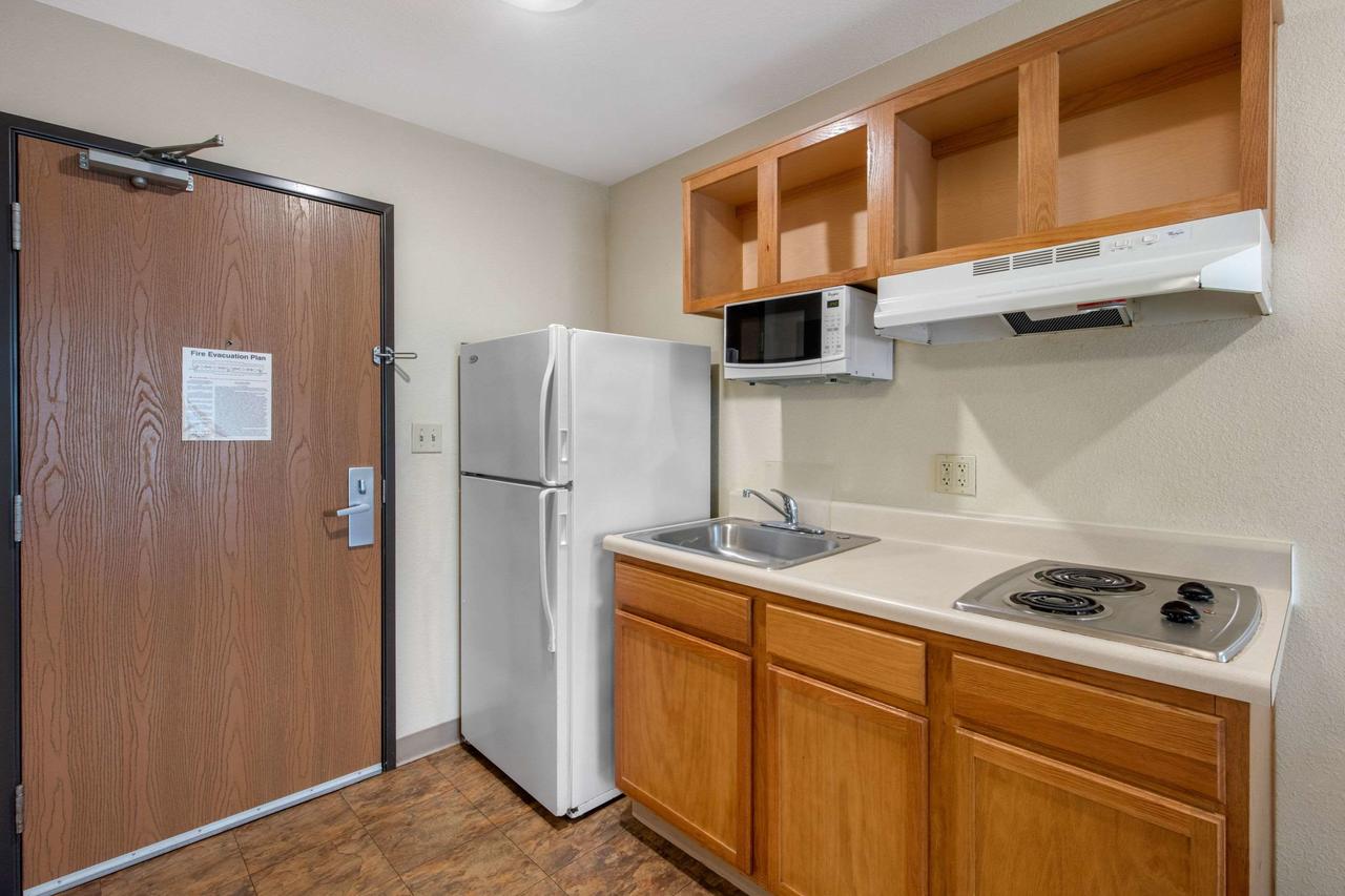 Suburban Extended Stay Hotel Huntsville University Area - thumb 1