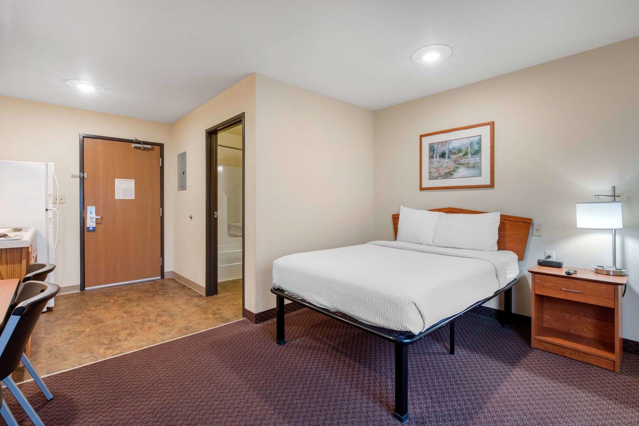 Suburban Extended Stay Hotel Huntsville University Area - thumb 17