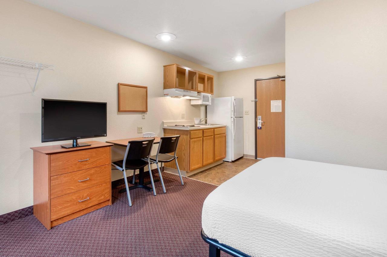 Suburban Extended Stay Hotel Huntsville University Area - thumb 3