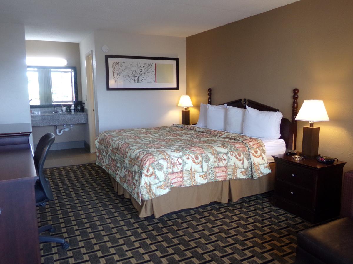 Regency Inn - thumb 8